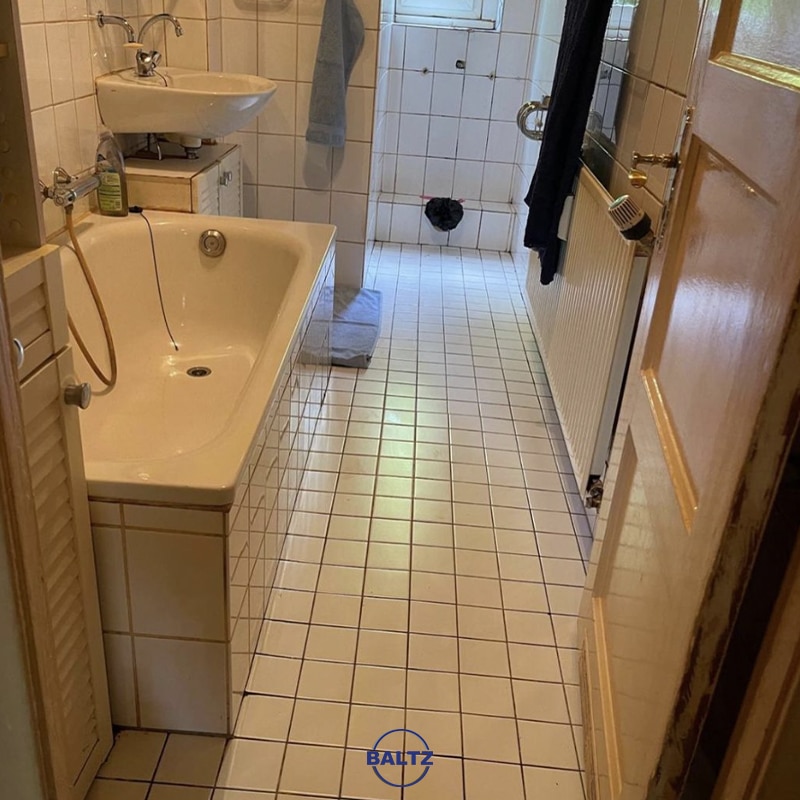 Badezimmer nach der Reinigung